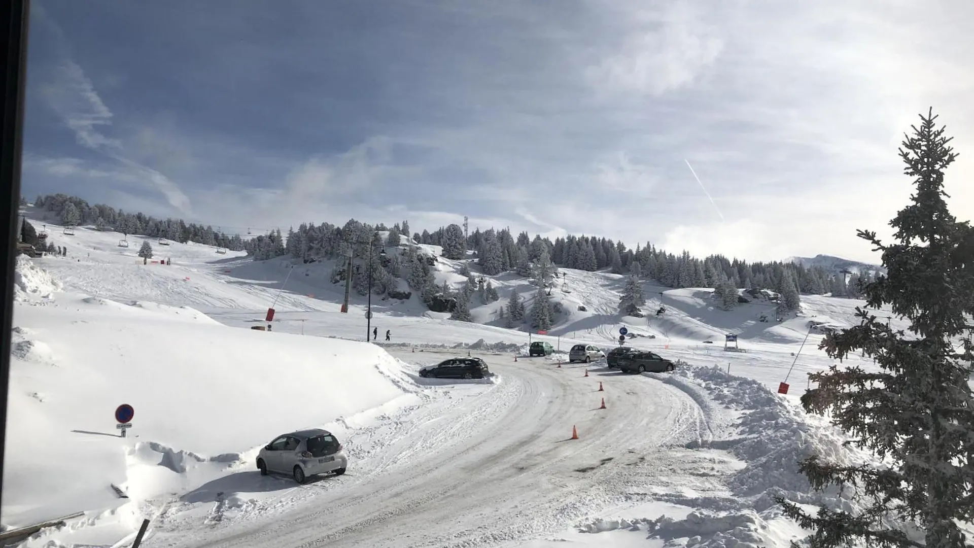 Apartment Lauziere By Interhome Chamrousse