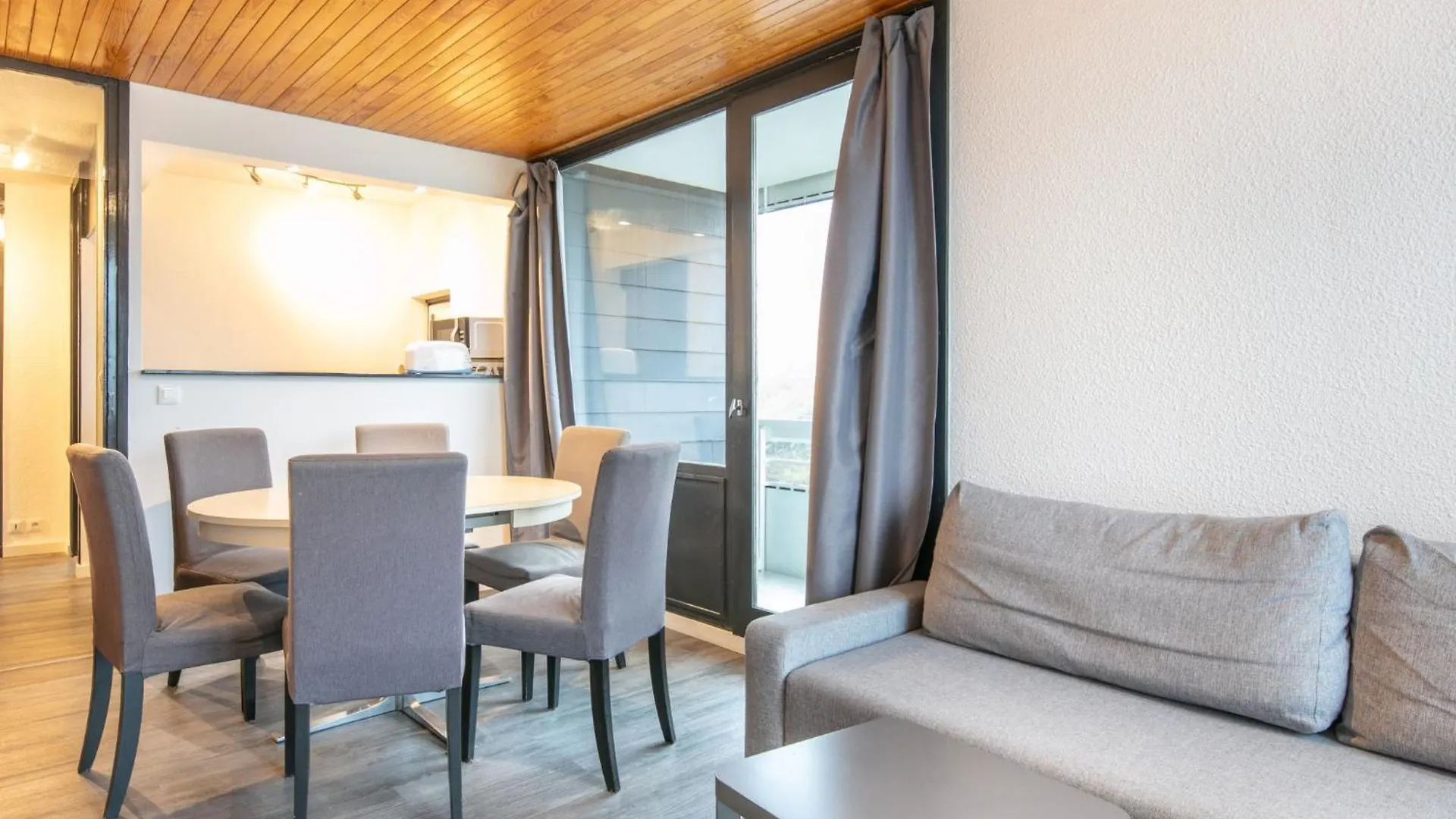 Apartment Lauziere By Interhome Chamrousse France